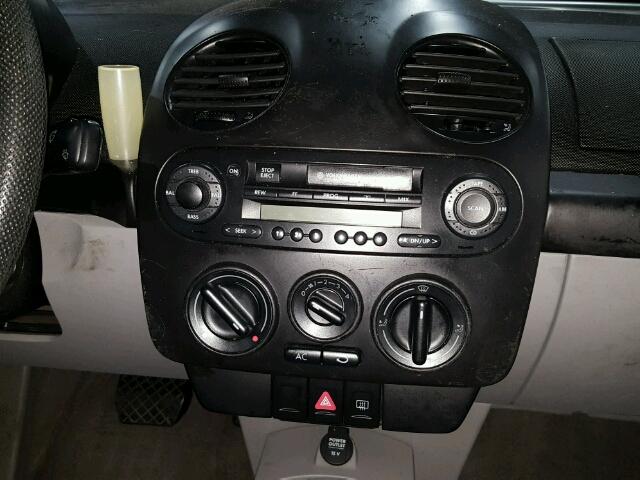 3VWCK21C72M434344 - 2002 VOLKSWAGEN NEW BEETLE 黄色 照片 9