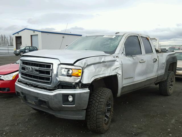 1GTV2UEC7EZ271439 - 2014 GMC SIERRA K15 SILVER photo 2