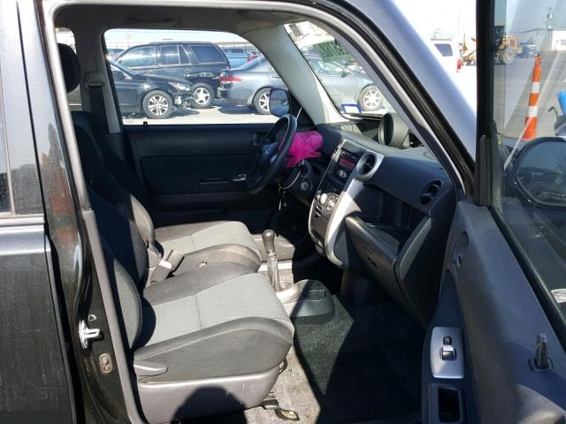 JTLKT334564068607 - 2006 TOYOTA SCION XB BLACK photo 5