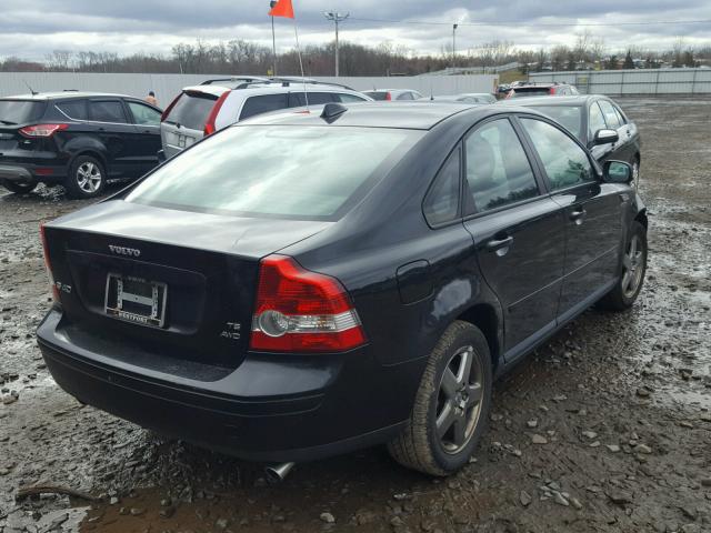 YV1MH682672267235 - 2007 VOLVO S40 T5 BLACK photo 4