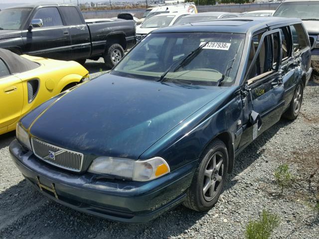 YV1LW55A2X2594464 - 1999 VOLVO V70 BLACK photo 2