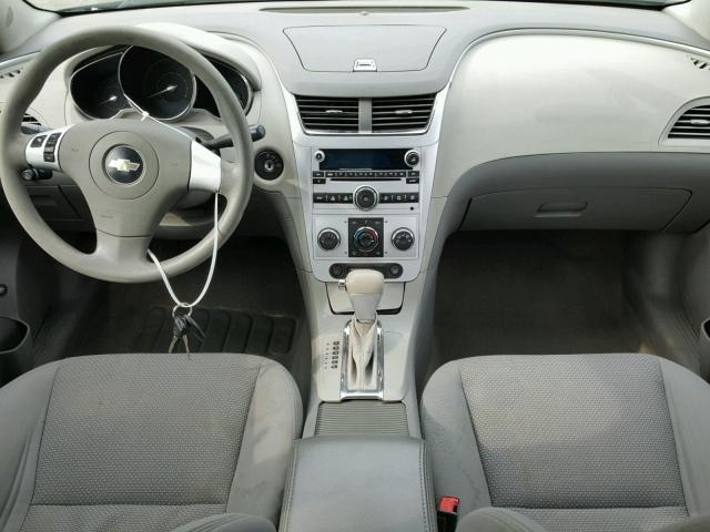 1G1ZB5EB5AF261656 - 2010 CHEVROLET MALIBU LS შავი ფოტო 9