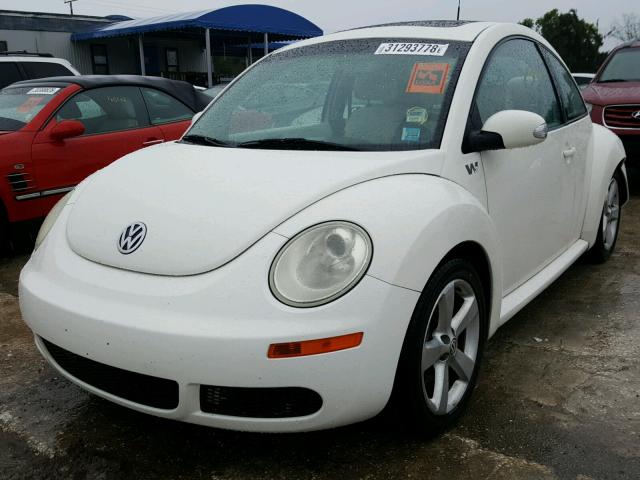 3VWFW31CX8M511160 - 2008 VOLKSWAGEN NEW BEETLE 白色 照片 2