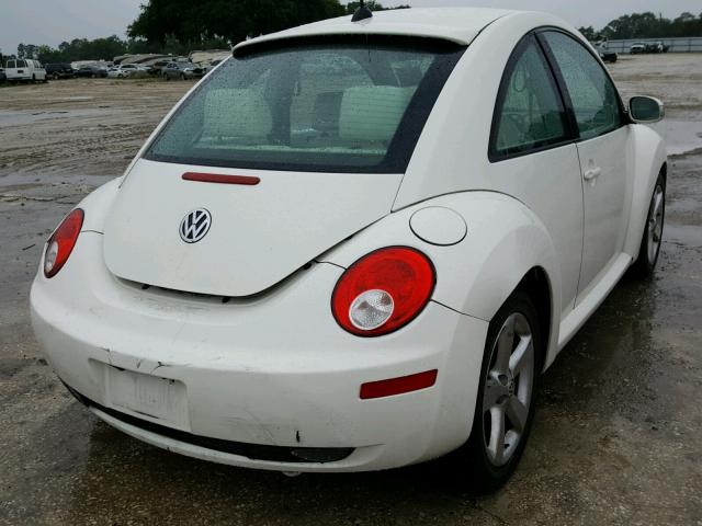 3VWFW31CX8M511160 - 2008 VOLKSWAGEN NEW BEETLE 白色 照片 4