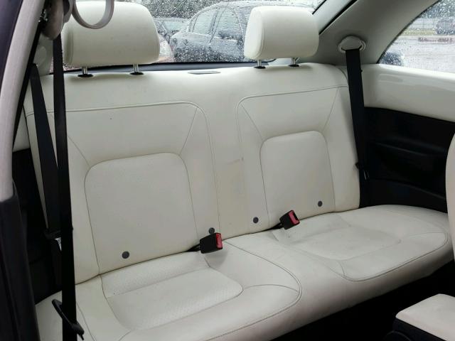 3VWFW31CX8M511160 - 2008 VOLKSWAGEN NEW BEETLE 白色 照片 6