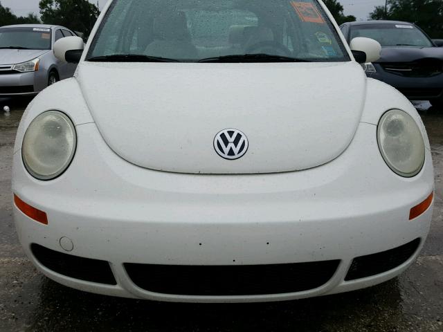 3VWFW31CX8M511160 - 2008 VOLKSWAGEN NEW BEETLE 白色 照片 9