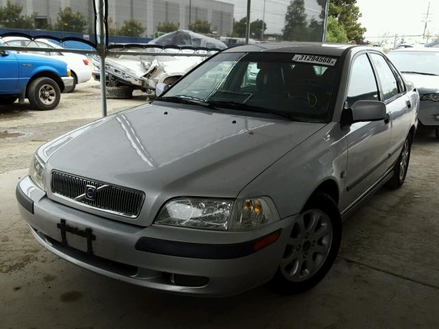 YV1VS29552F849772 - 2002 VOLVO S40 1.9T SILVER photo 2