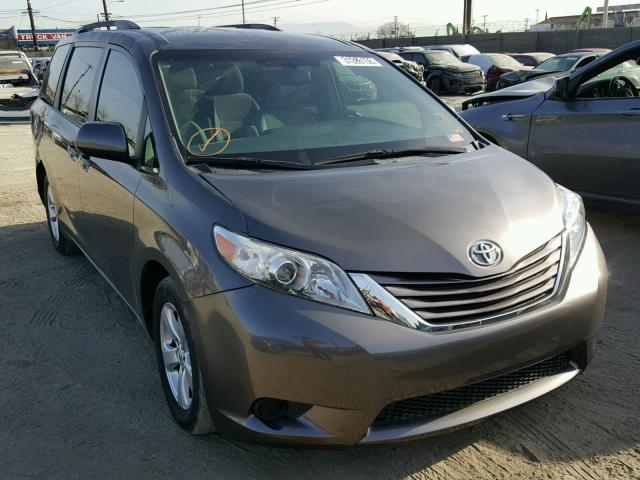 5TDKK3DC2GS710338 - 2016 TOYOTA SIENNA LE GRAY photo 1