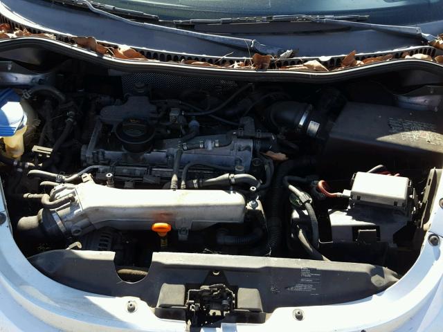 3VWCD31YX5M361471 - 2005 VOLKSWAGEN NEW BEETLE 银色 照片 7