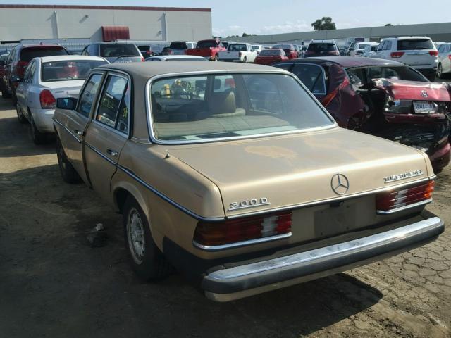 WDBAB33A4EA144154 - 1984 MERCEDES-BENZ 300 DT GOLD photo 3