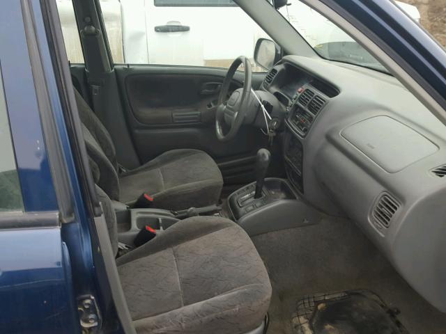 2CNBJ734526941334 - 2002 CHEVROLET TRACKER ZR BLUE photo 5