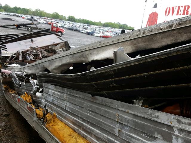 1UYVS2538BM120902 - 2011 UTILITY TRAILER SILVER photo 5