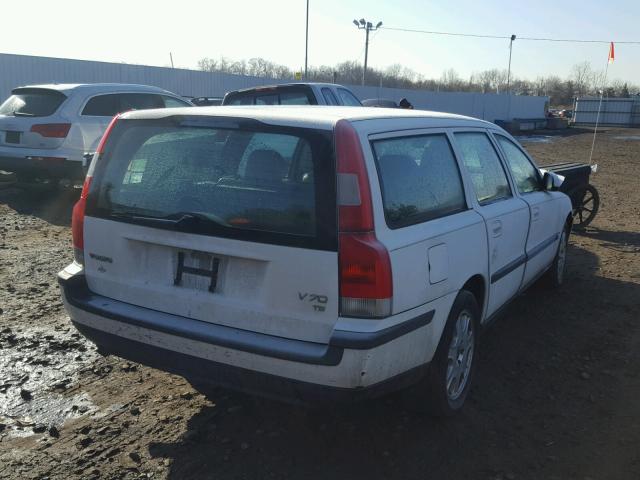 YV1SW53D311008716 - 2001 VOLVO V70 T5 TUR WHITE photo 4