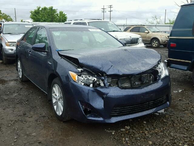 4T1BD1FK8EU111810 - 2014 TOYOTA CAMRY HYBR BLUE photo 1