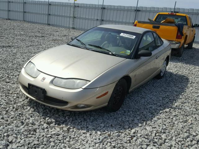 1G8ZR14722Z125200 - 2002 SATURN SC2 GOLD photo 2