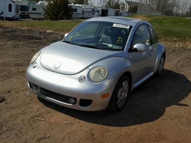 3VWFE21C32M444308 - 2002 VOLKSWAGEN NEW BEETLE ვერცხლისფერი ფოტო 2