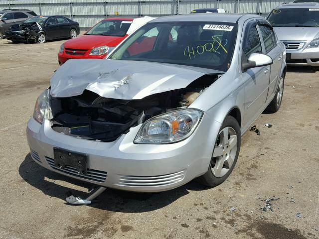 1G1AD5F58A7154742 - 2010 CHEVROLET COBALT 1LT SILVER photo 2