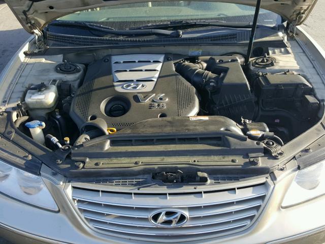 KMHFC46FX8A320805 - 2008 HYUNDAI AZERA SE GOLD photo 7