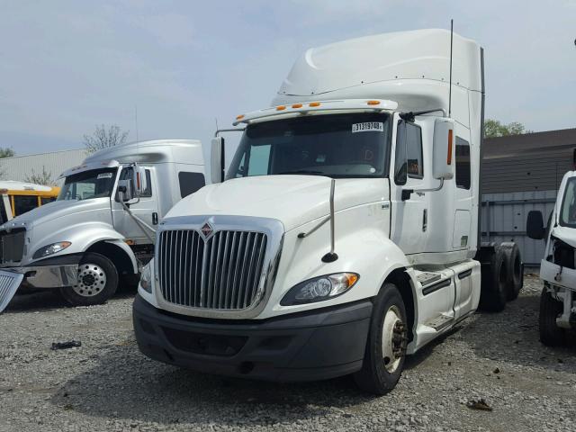 1HSDHSJR9CJ090757 - 2012 INTERNATIONAL PROSTAR أبيض صورة 2