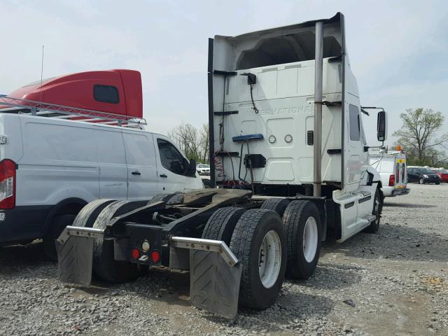 1HSDHSJR9CJ090757 - 2012 INTERNATIONAL PROSTAR أبيض صورة 4