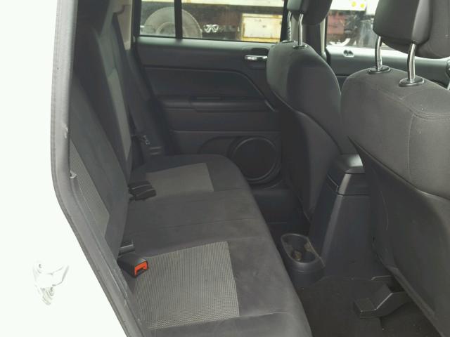 1J4NF1FB7BD283117 - 2011 JEEP COMPASS SP WHITE photo 6