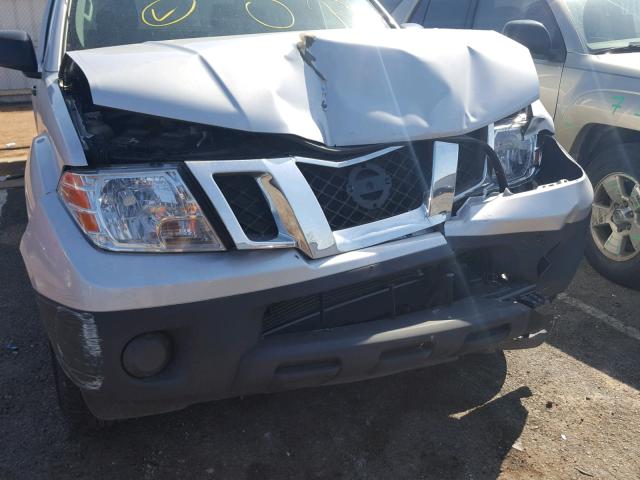 1N6BD0CT3FN763979 - 2015 NISSAN FRONTIER S SILVER photo 9