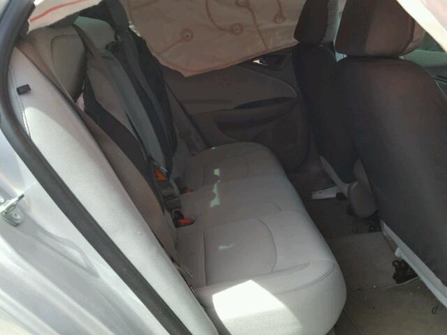 1G1ZB5ST7HF141882 - 2017 CHEVROLET MALIBU LS Gümüş foto 5