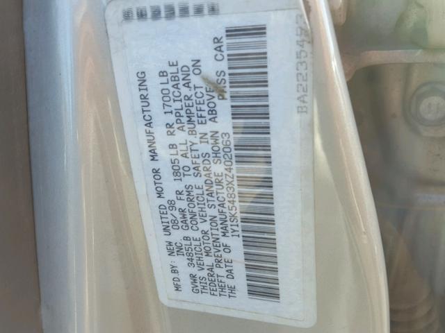 1Y1SK5483XZ402063 - 1999 CHEVROLET GEO PRIZM 白色 照片 10