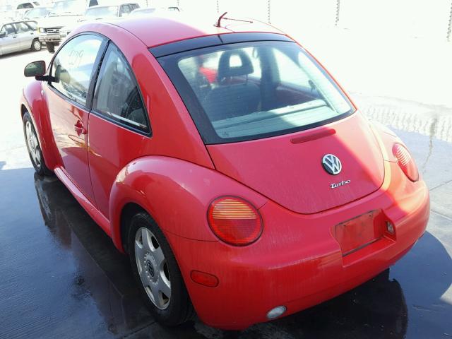 3VWCD21CXYM435796 - 2000 VOLKSWAGEN NEW BEETLE 红色 照片 3