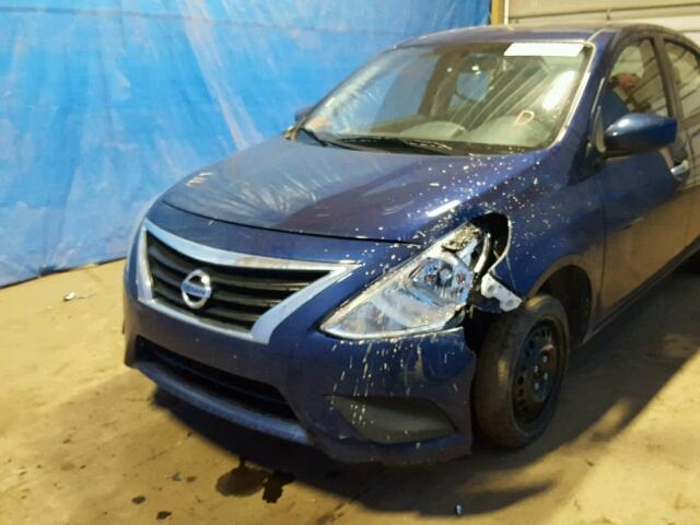 3N1CN7APXJL813095 - 2018 NISSAN VERSA S BLUE photo 9