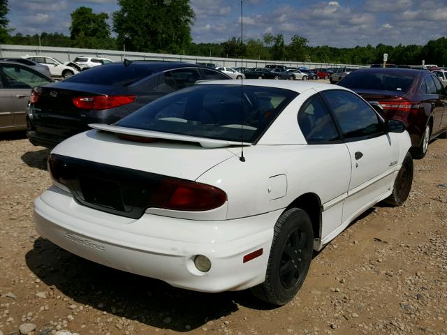 1G2JB1245Y7371375 - 2000 PONTIAC SUNFIRE SE WHITE photo 4