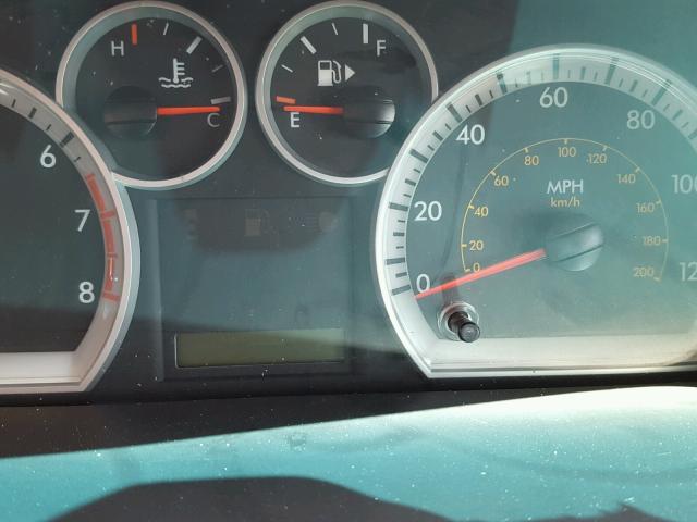 KL1TD5DE1AB045644 - 2010 CHEVROLET AVEO LS RED photo 8