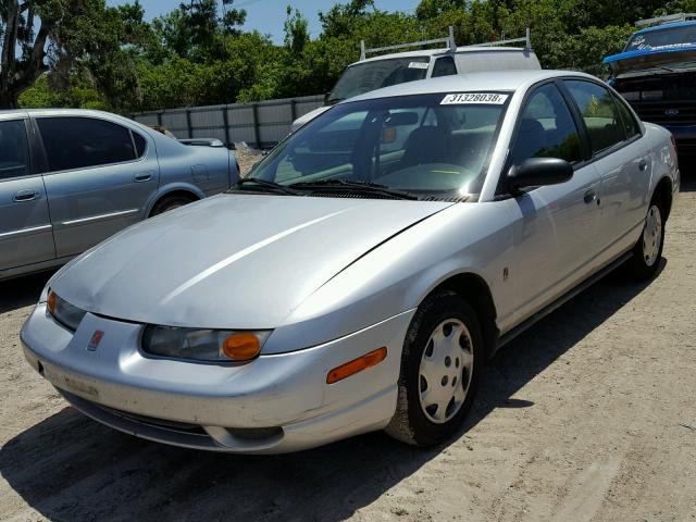 1G8ZH528X2Z229598 - 2002 SATURN SL1 SILVER photo 2