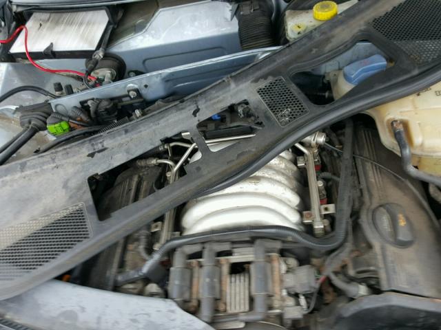 WVWRH63B53P046810 - 2003 VOLKSWAGEN PASSAT GLX 蓝色 照片 7