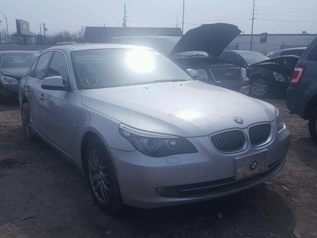 WBANV1C5XAC444665 - 2010 BMW 528 XI SILVER photo 1