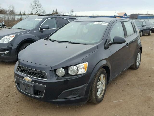 1G1JA6SH4C4114838 - 2012 CHEVROLET SONIC LS 黑色 照片 2