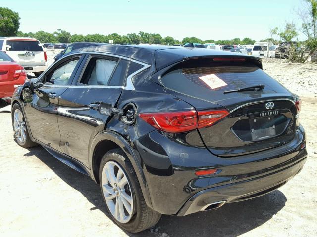 SJKCH5CP4HA033453 - 2017 INFINITI QX30 BASE BLACK photo 3