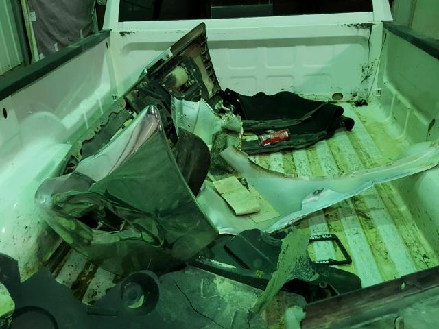 3C6LD5BTXCG301937 - 2012 DODGE RAM 2500 S WHITE photo 6