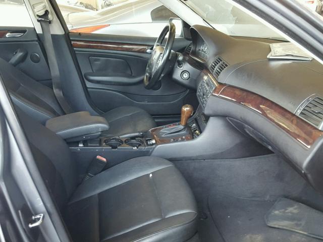 WBAAZ33455KW77547 - 2005 BMW 325 IS SUL SILVER photo 5