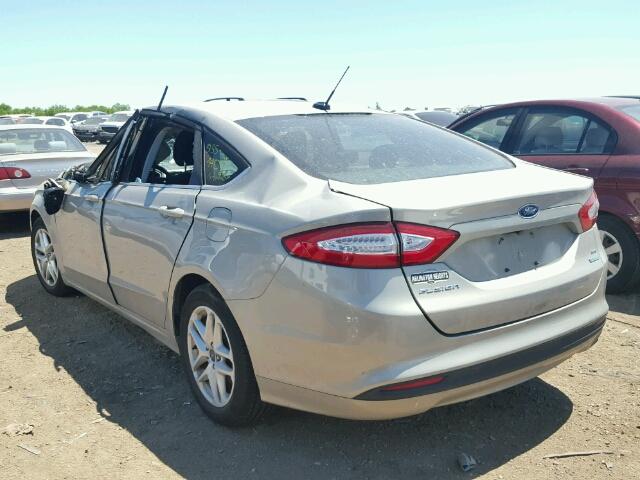 3FA6P0HD7FR124875 - 2015 FORD FUSION SE BEIGE photo 3