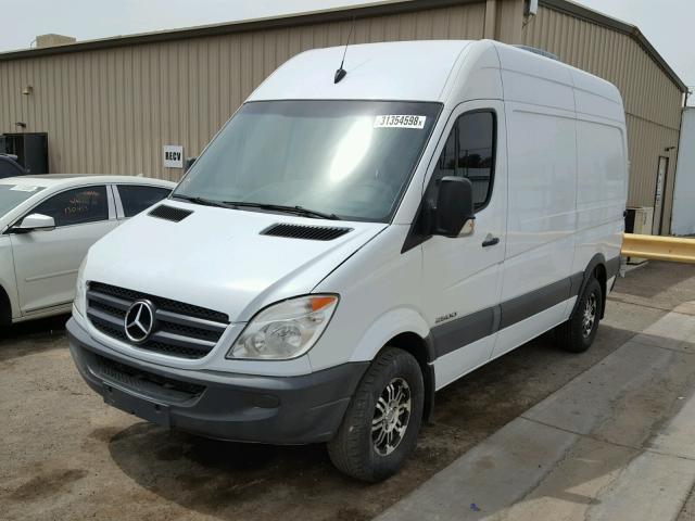 WD0PE745X85252620 - 2008 DODGE SPRINTER 2 WHITE photo 2