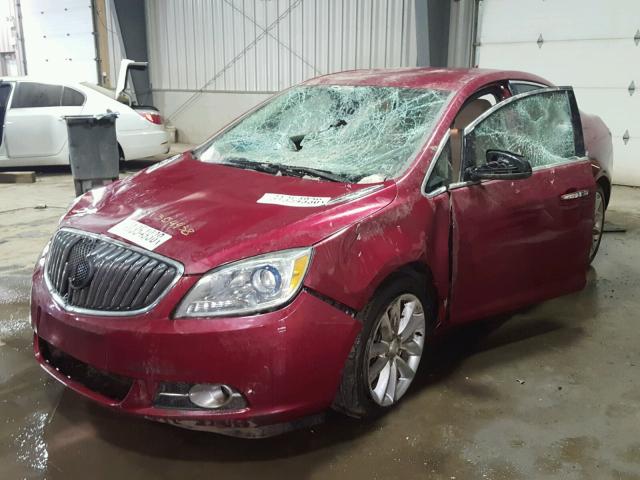 1G4PP5SK4D4165050 - 2013 BUICK VERANO RED photo 2