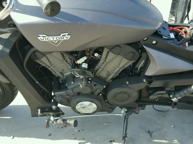 5VPFTB000H3000976 - 2017 VICTORY MOTORCYCLES OCTANE Grafit foto 7