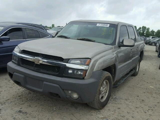 3GNEC13T12G152111 - 2002 CHEVROLET AVALANCHE GOLD photo 2