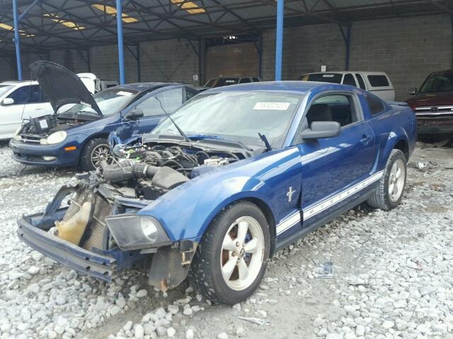 1ZVFT80N475231490 - 2007 FORD MUSTANG BLUE photo 2