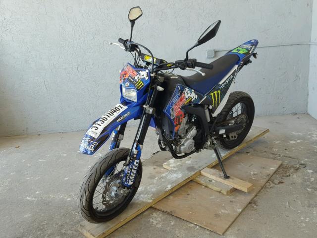 JYADG22E98A000257 - 2008 YAMAHA WR250 X BLUE photo 2