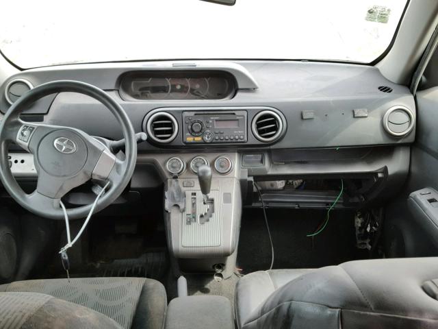 JTLZE4FE3DJ031721 - 2013 TOYOTA SCION XB YELLOW photo 9