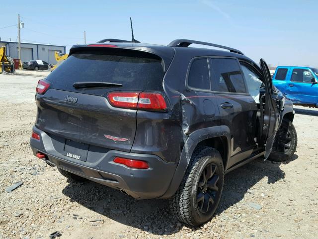 1C4PJMBS5GW268387 - 2016 JEEP CHEROKEE T BLACK photo 4