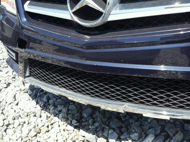 WDCGG5GB1BF536044 - 2011 MERCEDES-BENZ GLK 350 BLUE photo 9