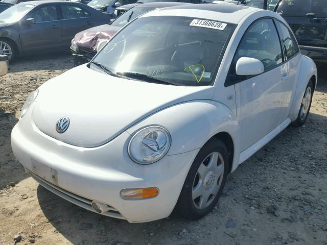 3VWCA21C7XM464129 - 1999 VOLKSWAGEN NEW BEETLE WHITE photo 2